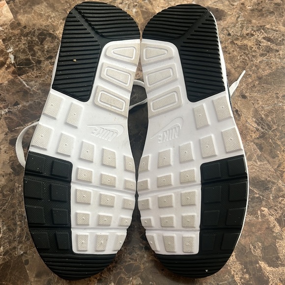 Nike Men’s Air - Picture 6 of 6